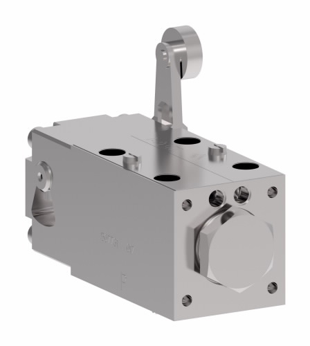 FLOW CONTROL HYDRAULIC VALVE