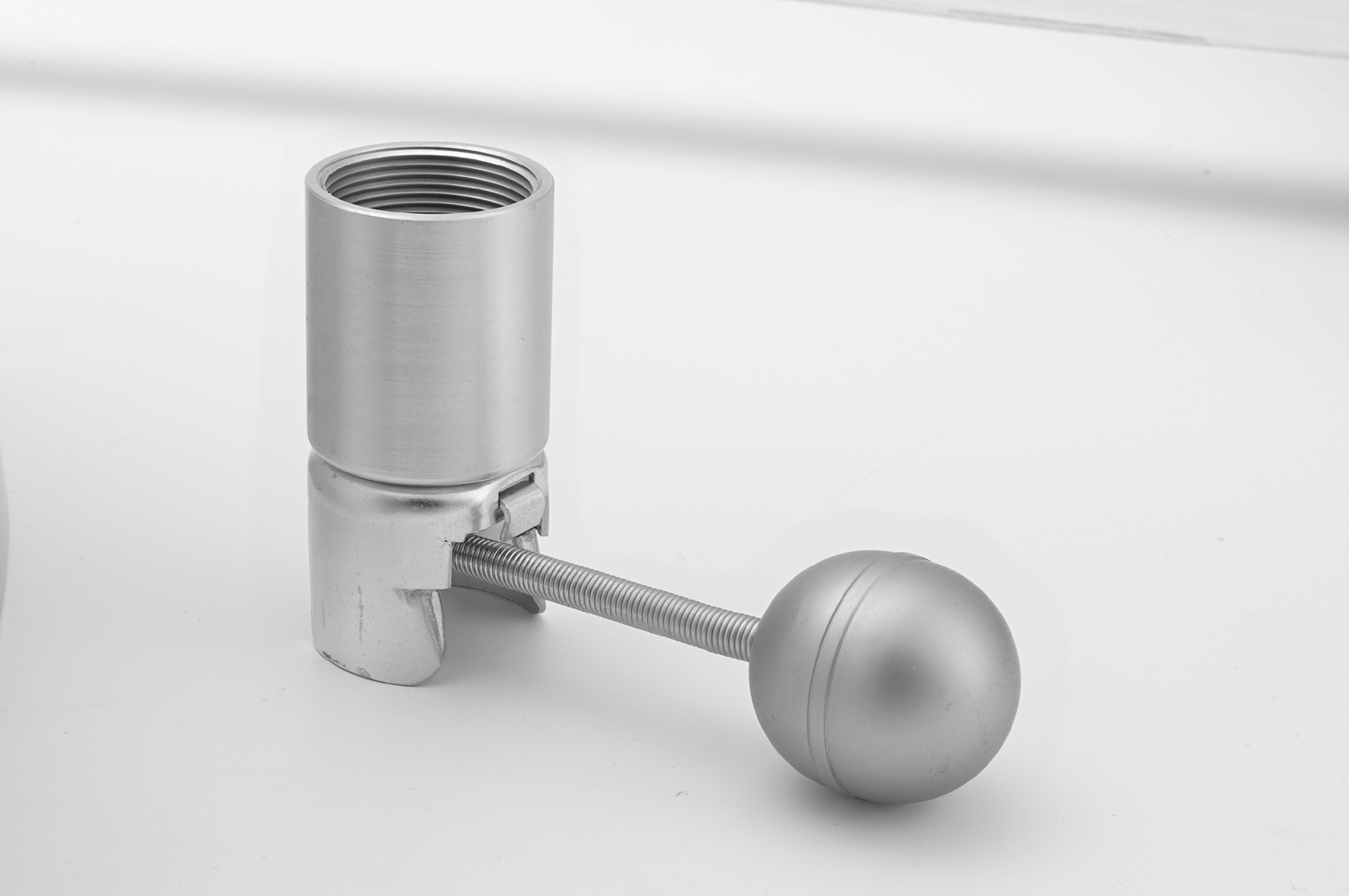 VALVE, LOW LEVEL SHUT OFF